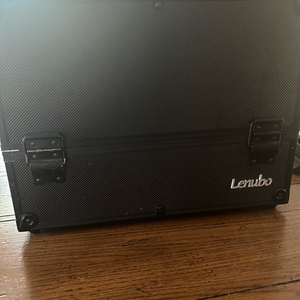Lenubo Black Professional Cosmetics Case